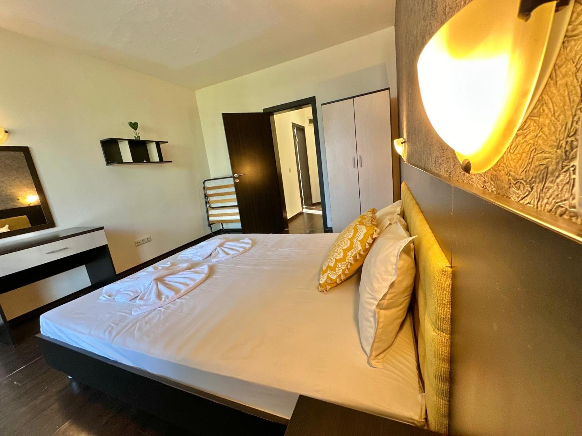 Menada Imperial Heights Villas Pantai Sunny Luaran gambar